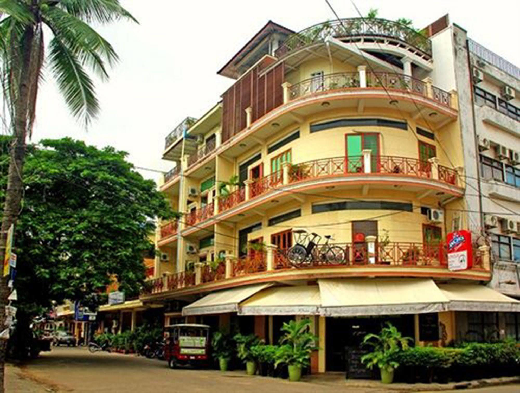 Cyclo Hotel-Bar-Restaurant Phnom Penh Zewnętrze zdjęcie
