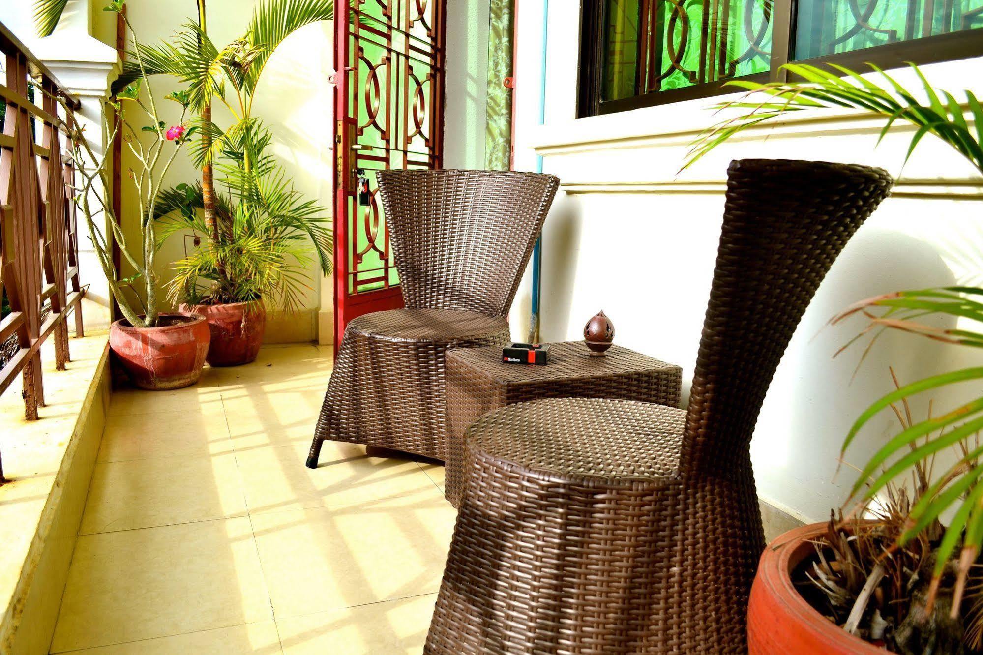 Cyclo Hotel-Bar-Restaurant Phnom Penh Zewnętrze zdjęcie