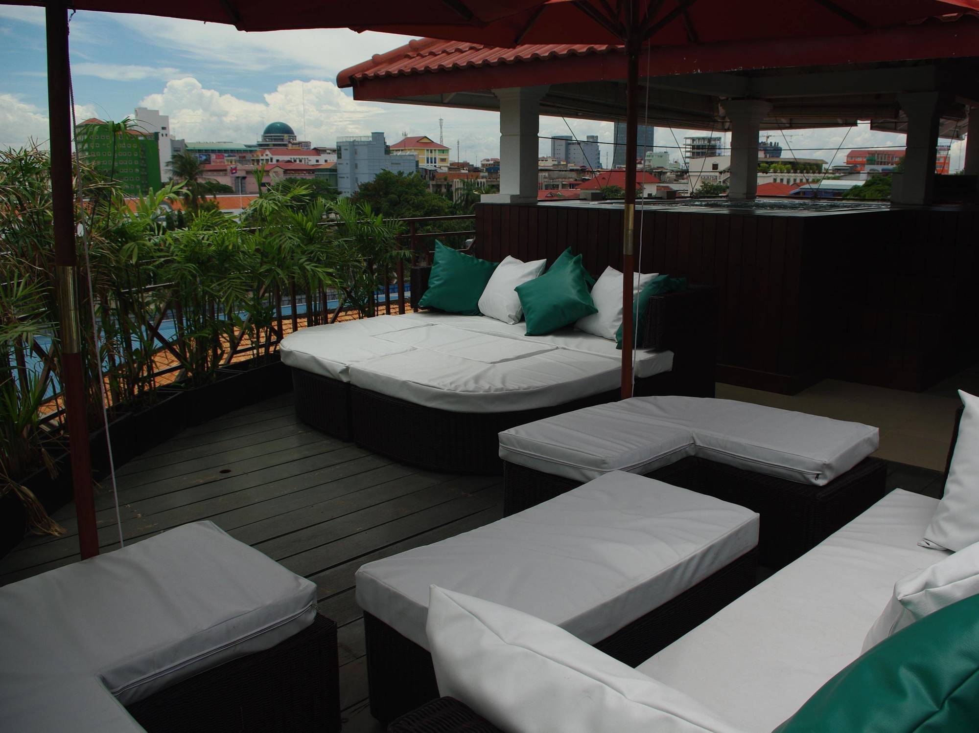 Cyclo Hotel-Bar-Restaurant Phnom Penh Zewnętrze zdjęcie